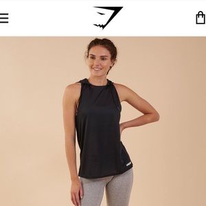 GYMSHARK Hooded Vest. Sleeveless. Women